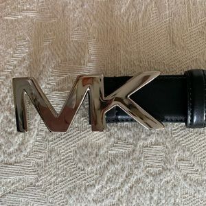 Michael Kors Black leather dress belt. 36”.